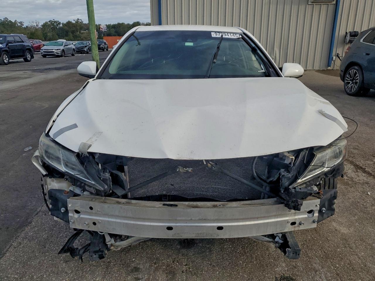 2018 TOYOTA CAMRY L photo 13