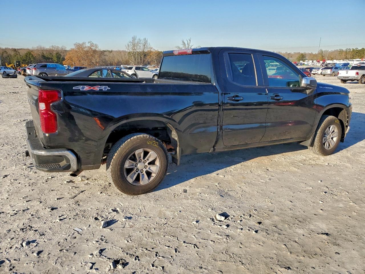2019 CHEVROLET SILVERADO K1500 LT photo 5