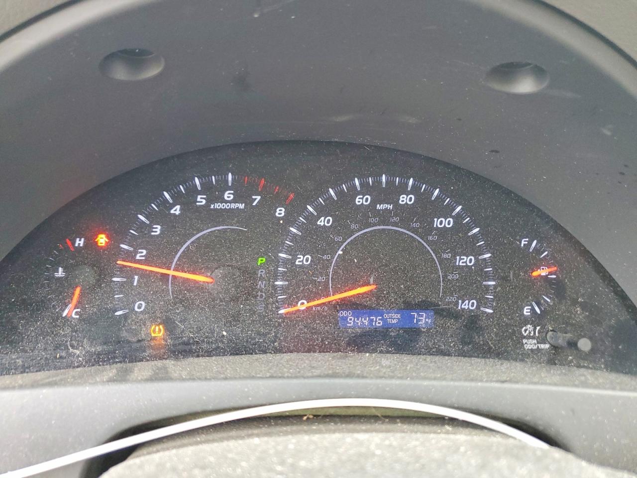 2011 TOYOTA CAMRY BASE photo 17