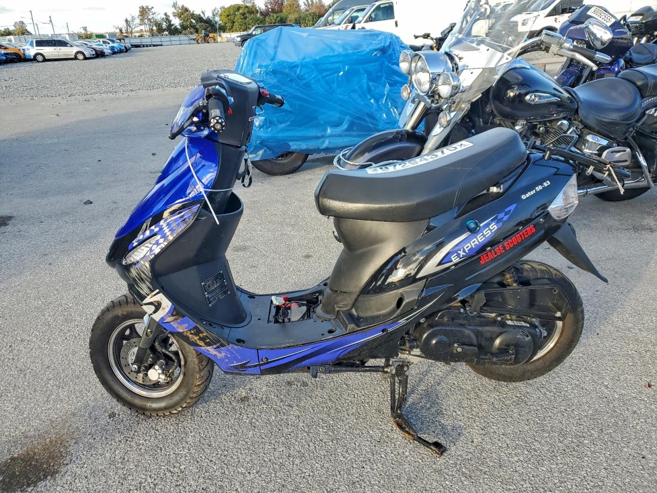 2025 JBLC SCOOTER photo 3