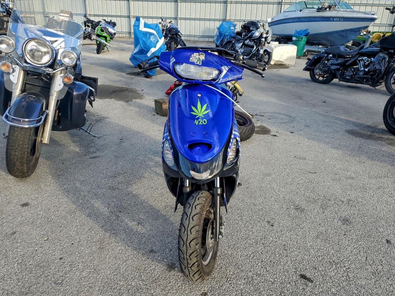 2025 JBLC SCOOTER photo 2