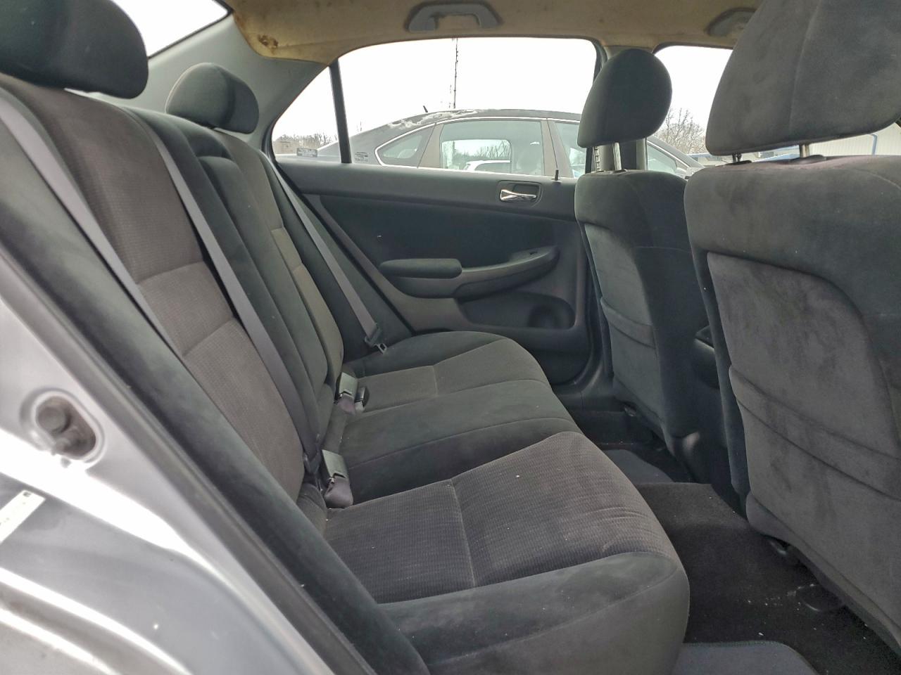 2005 HONDA ACCORD LX photo 19
