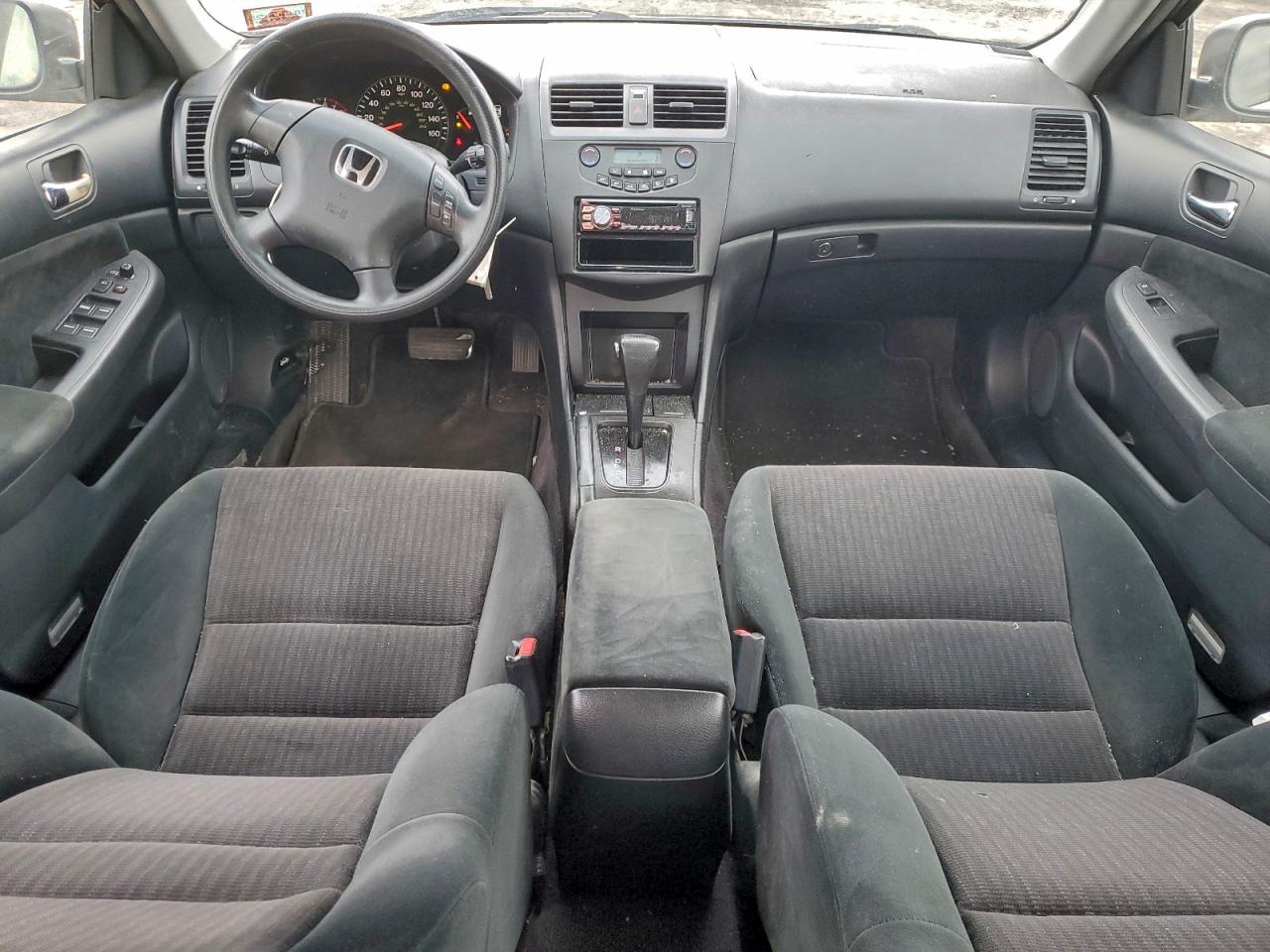 2005 HONDA ACCORD LX photo 15