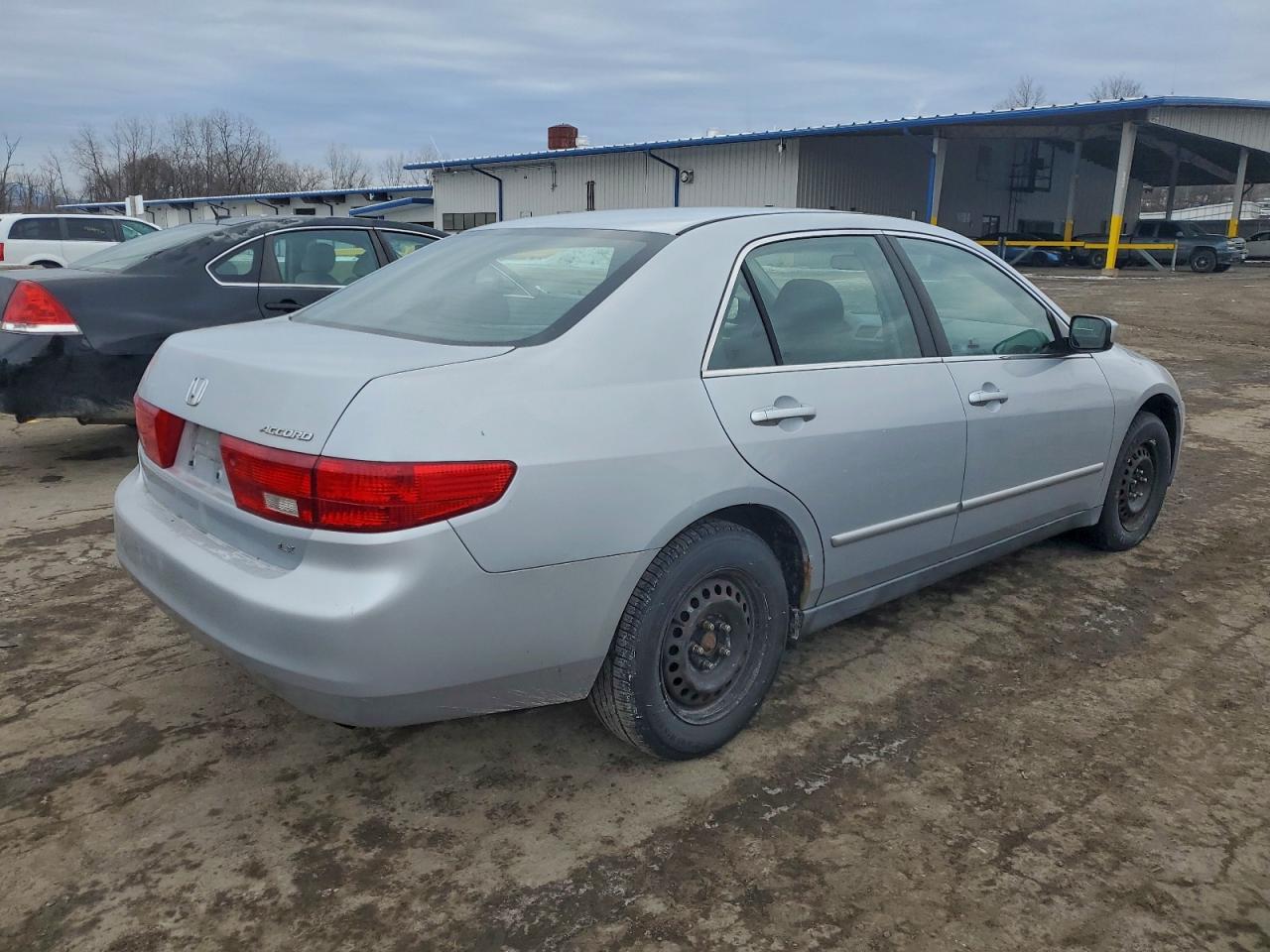 2005 HONDA ACCORD LX photo 5