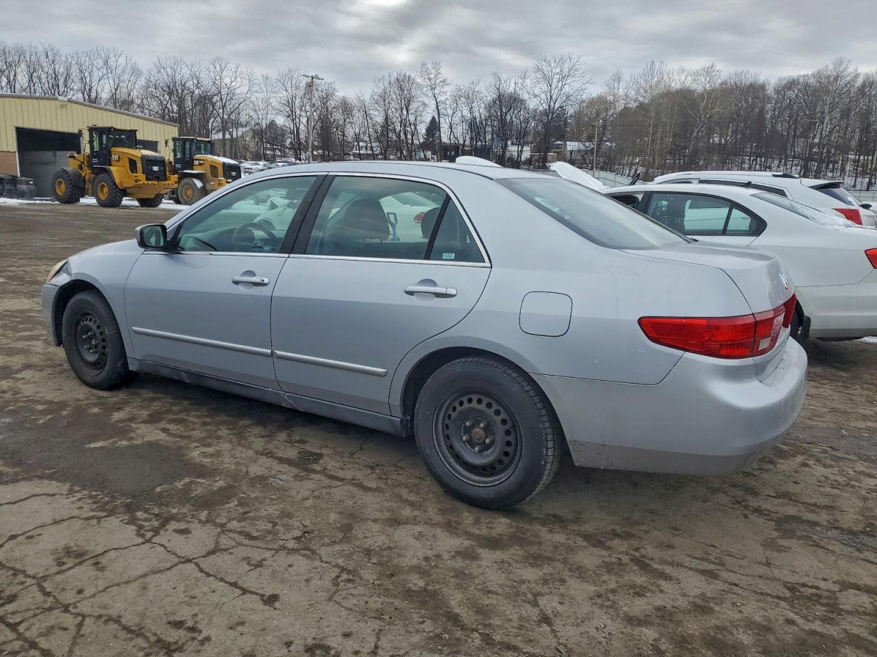 2005 HONDA ACCORD LX photo 3