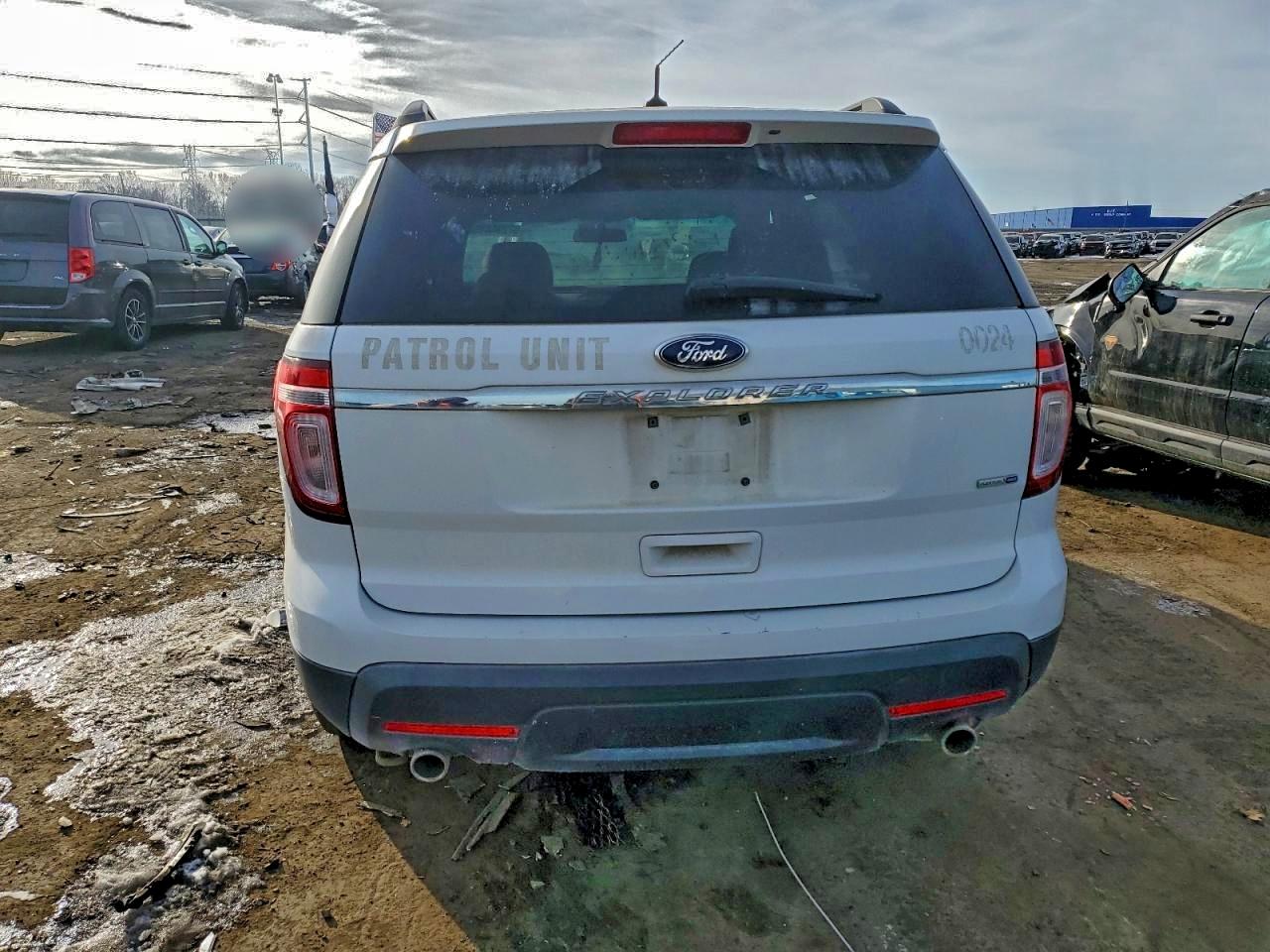2015 FORD EXPLORER photo 11