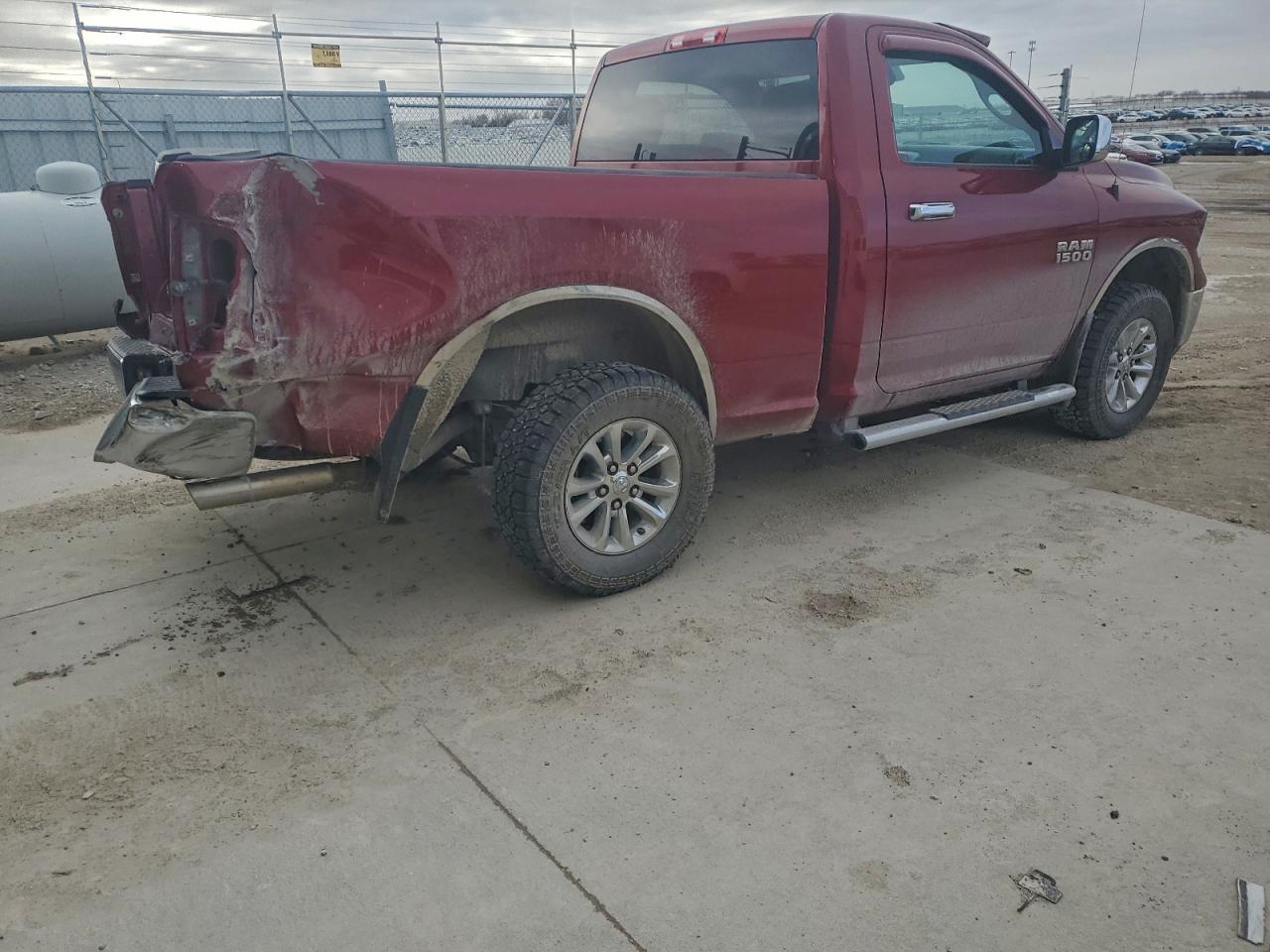 2014 RAM 1500 SLT photo 5