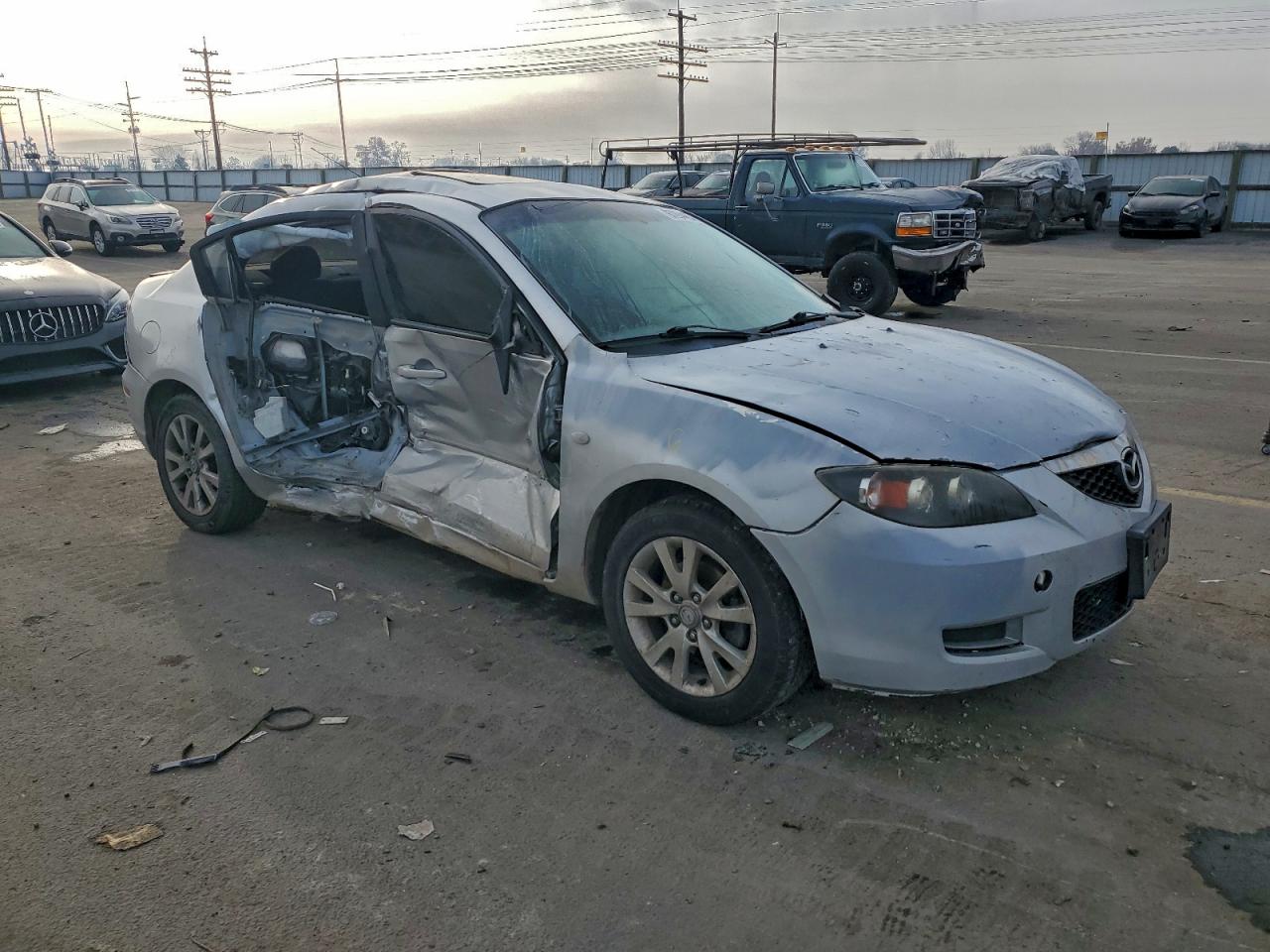 2007 MAZDA 3 photo 4