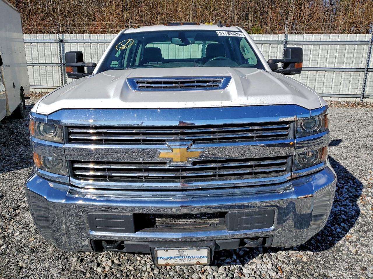 2018 CHEVROLET SILVERADO C3500 photo 9