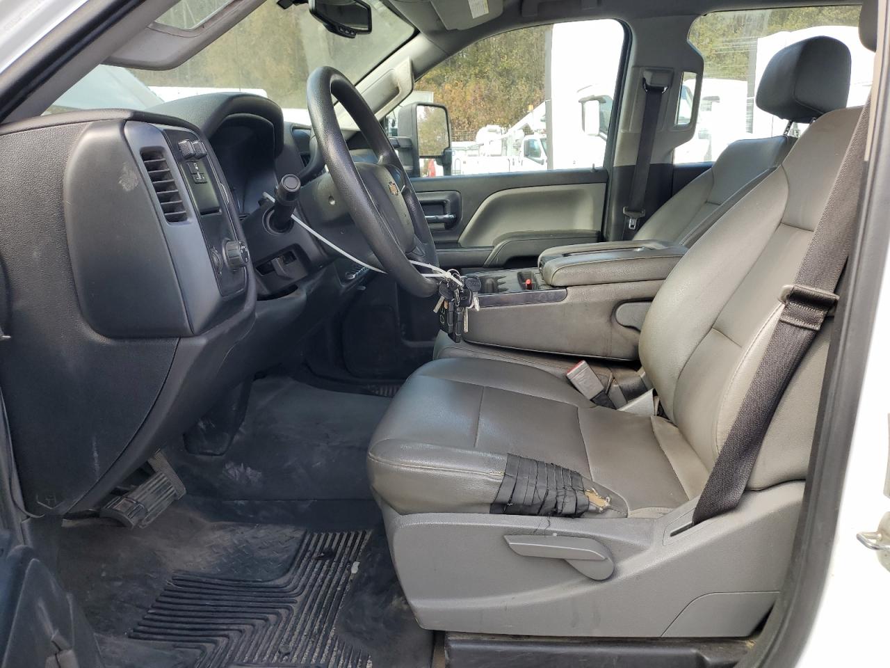 2018 CHEVROLET SILVERADO C3500 photo 13