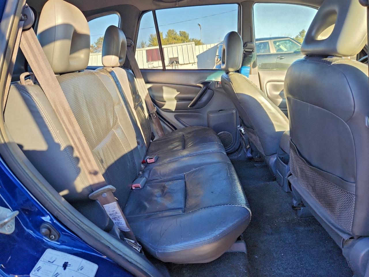 2002 TOYOTA RAV4 photo 21