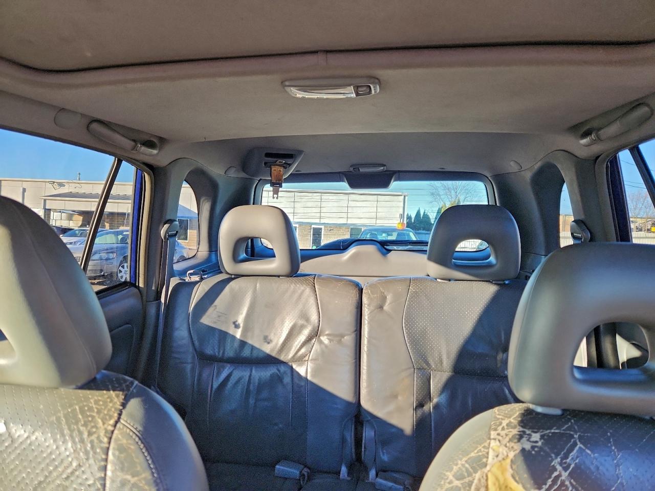 2002 TOYOTA RAV4 photo 19