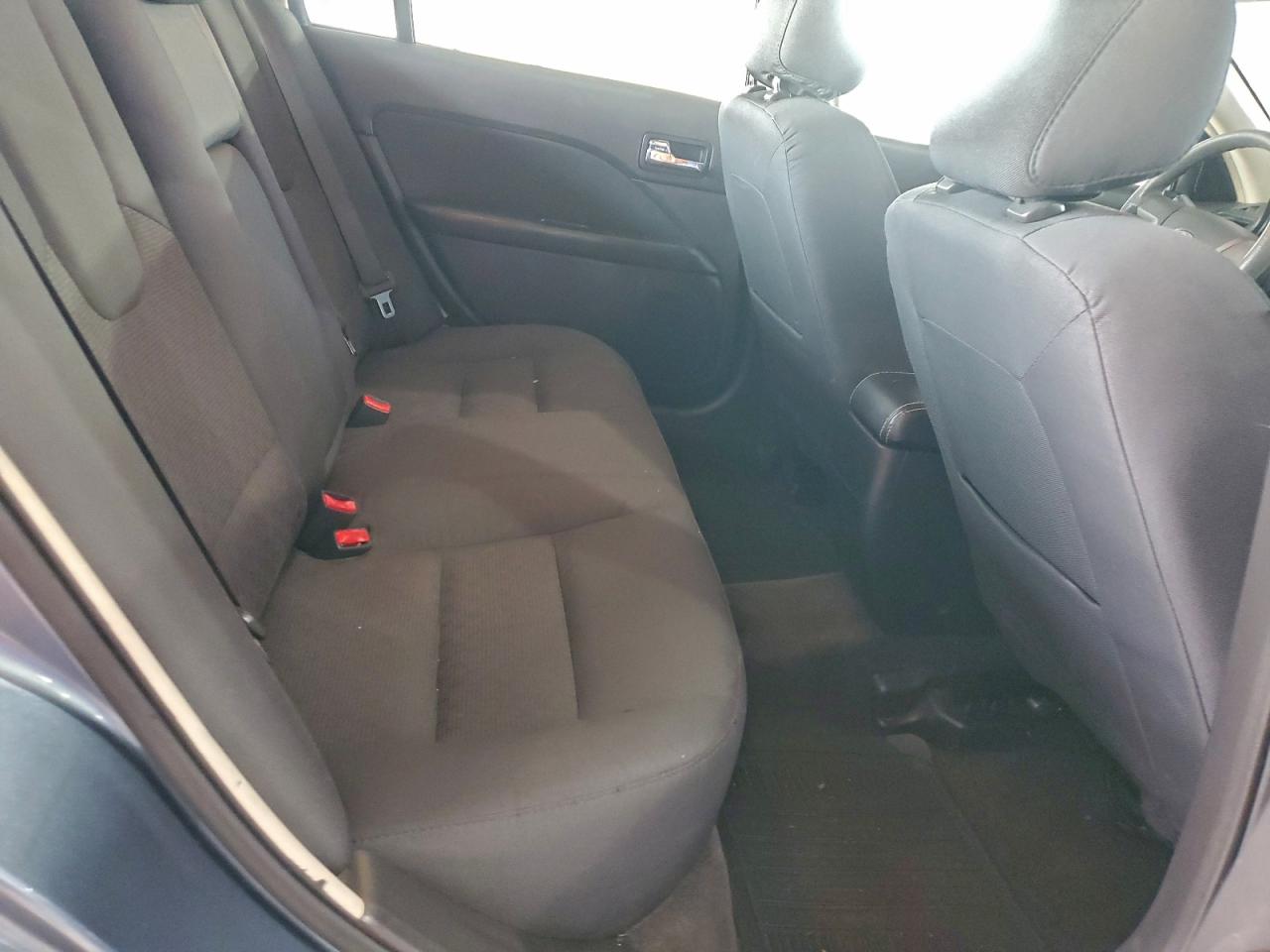 2012 FORD FUSION SE photo 19