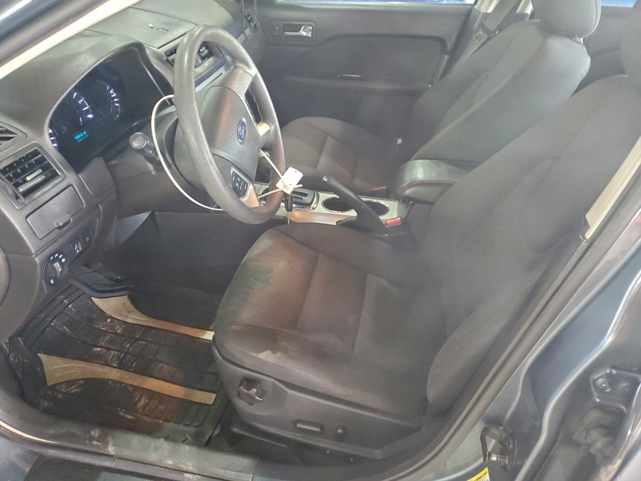 2012 FORD FUSION SE photo 13