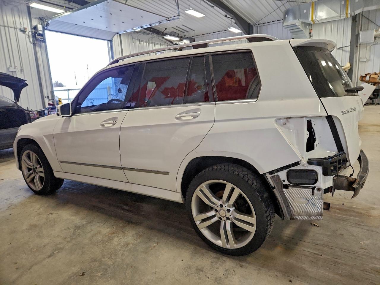 2015 MERCEDES-BENZ GLK 250 BLUETEC photo 2