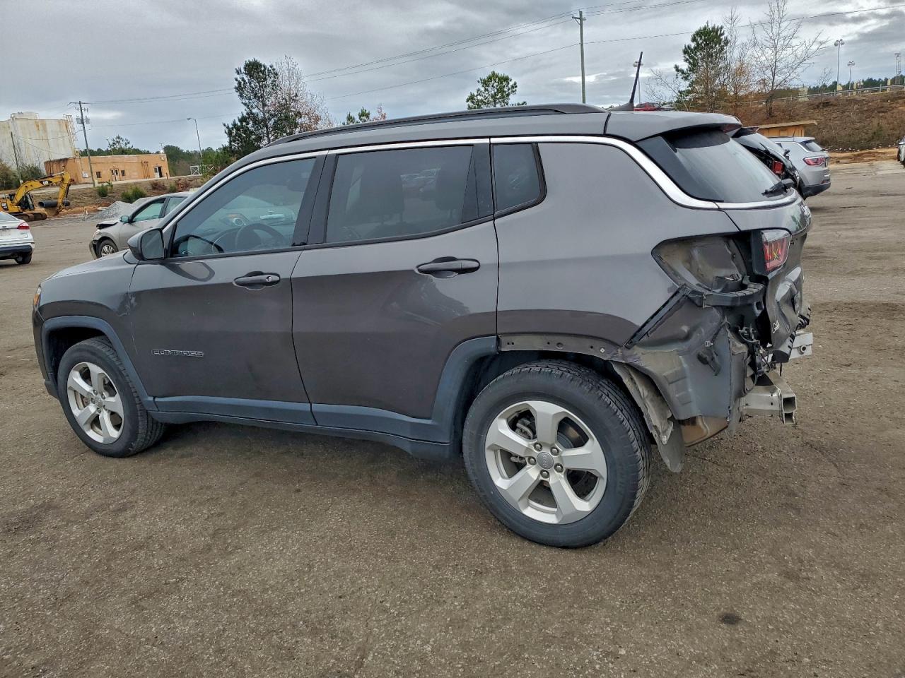 2021 JEEP COMPASS LATITUDE photo 3