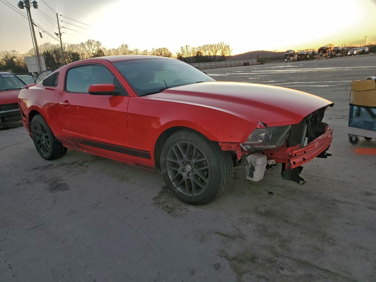 2014 FORD MUSTANG photo 4