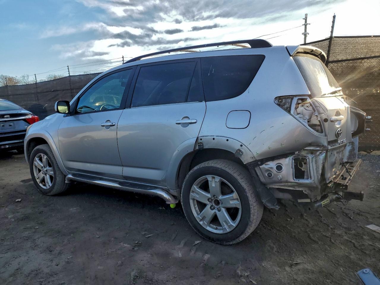 2008 TOYOTA RAV4 SPORT photo 2