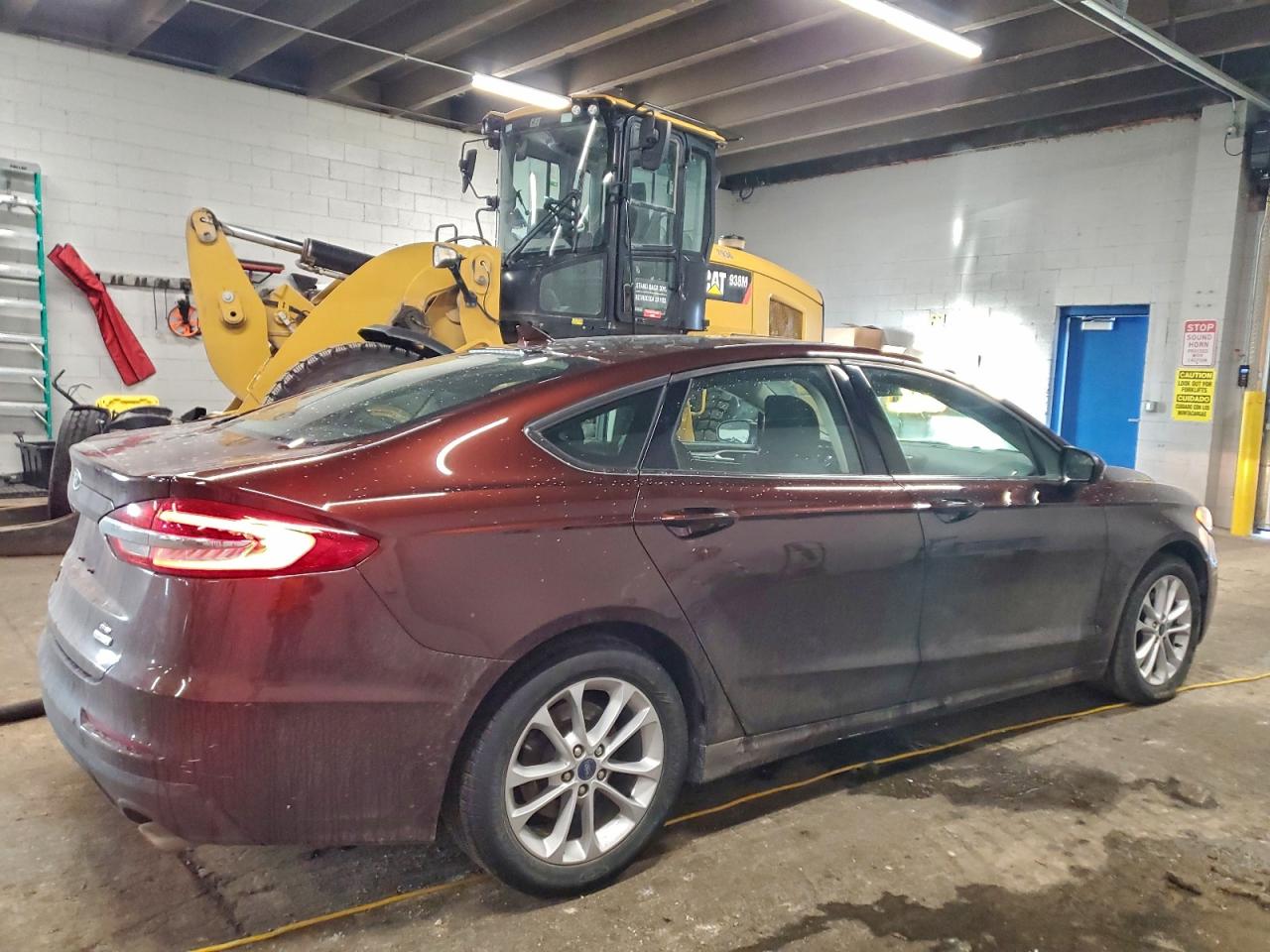 2019 FORD FUSION SE photo 3