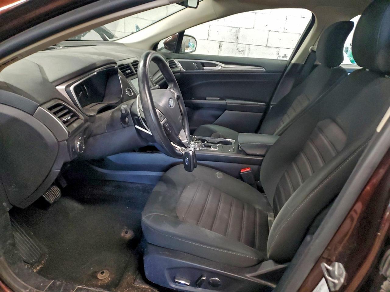 2019 FORD FUSION SE photo 7