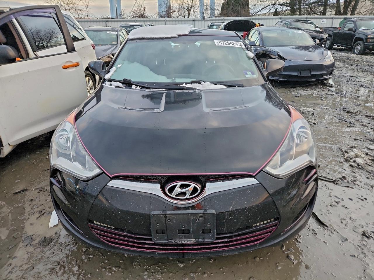2015 HYUNDAI VELOSTER photo 5