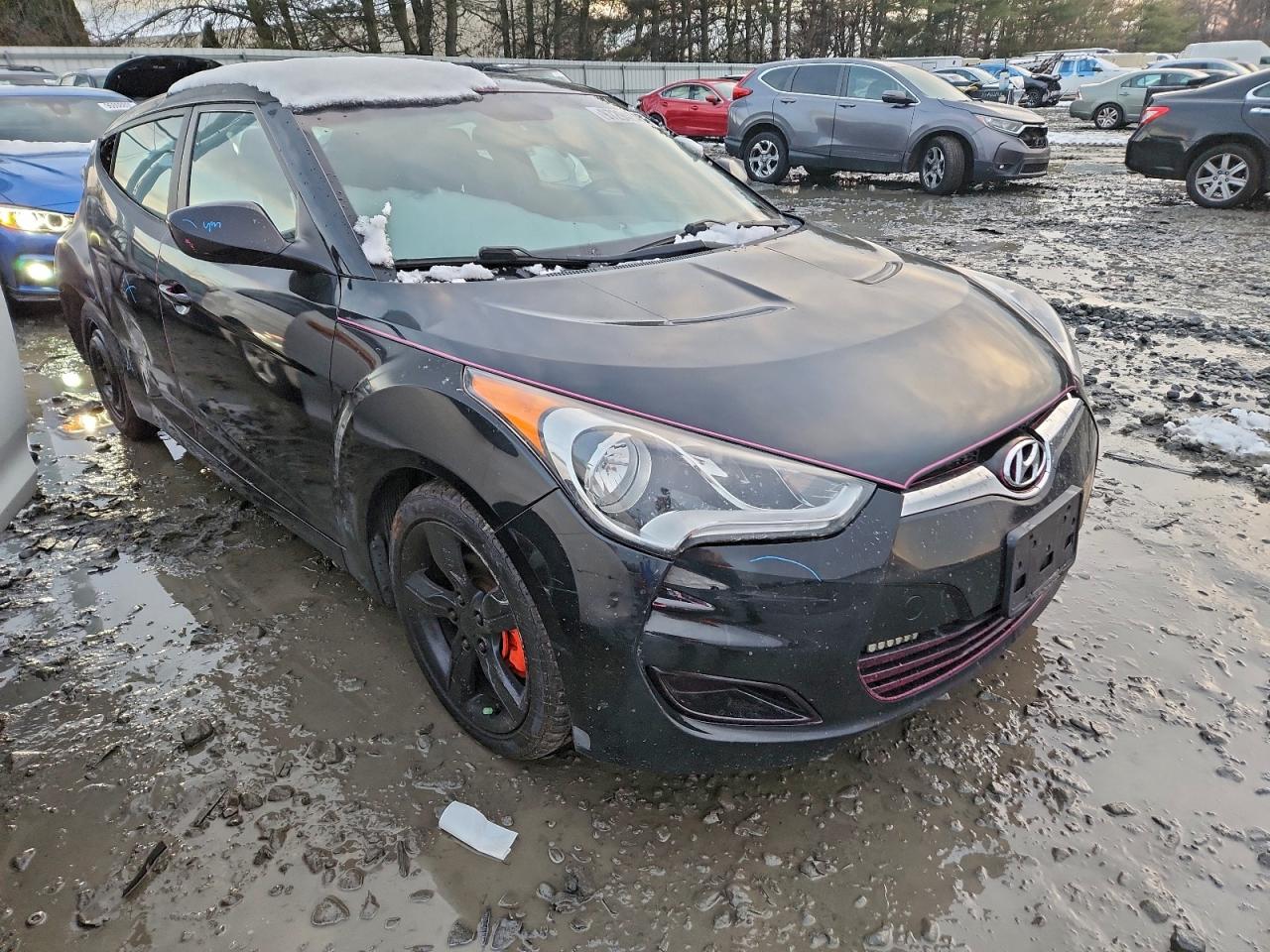 2015 HYUNDAI VELOSTER photo 4