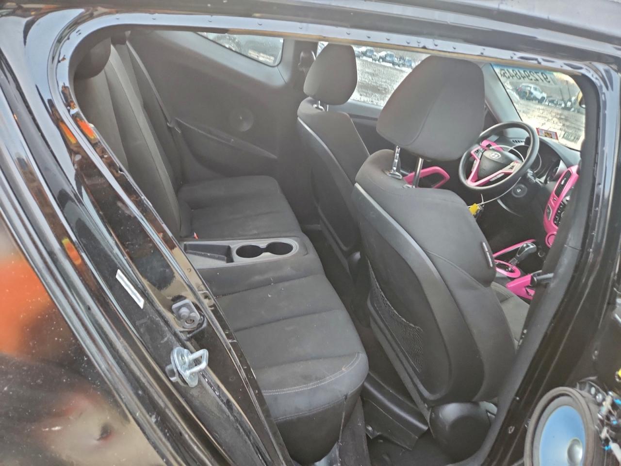 2015 HYUNDAI VELOSTER photo 10