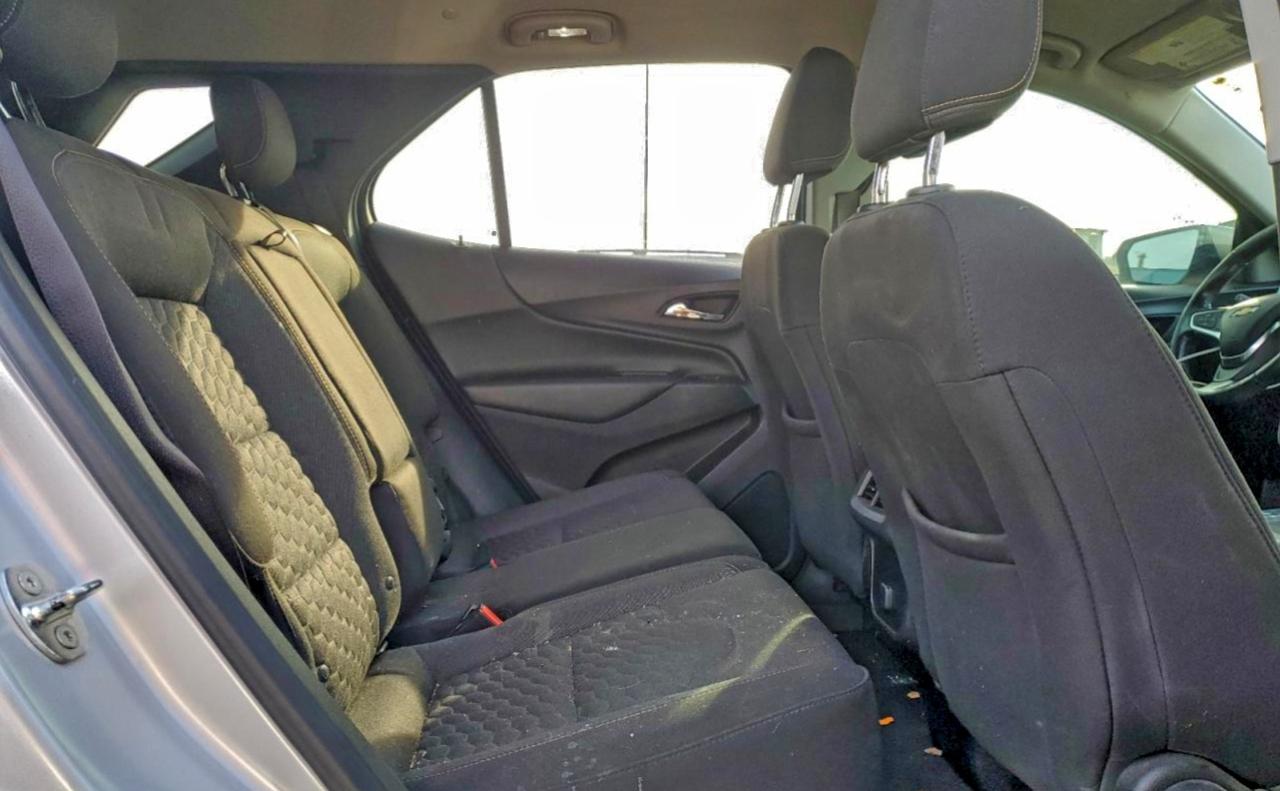 2018 CHEVROLET EQUINOX LT photo 11