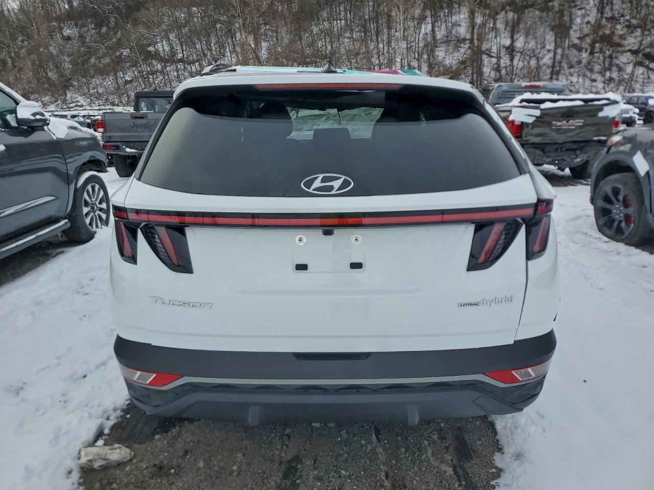 2024 HYUNDAI TUCSON photo 11