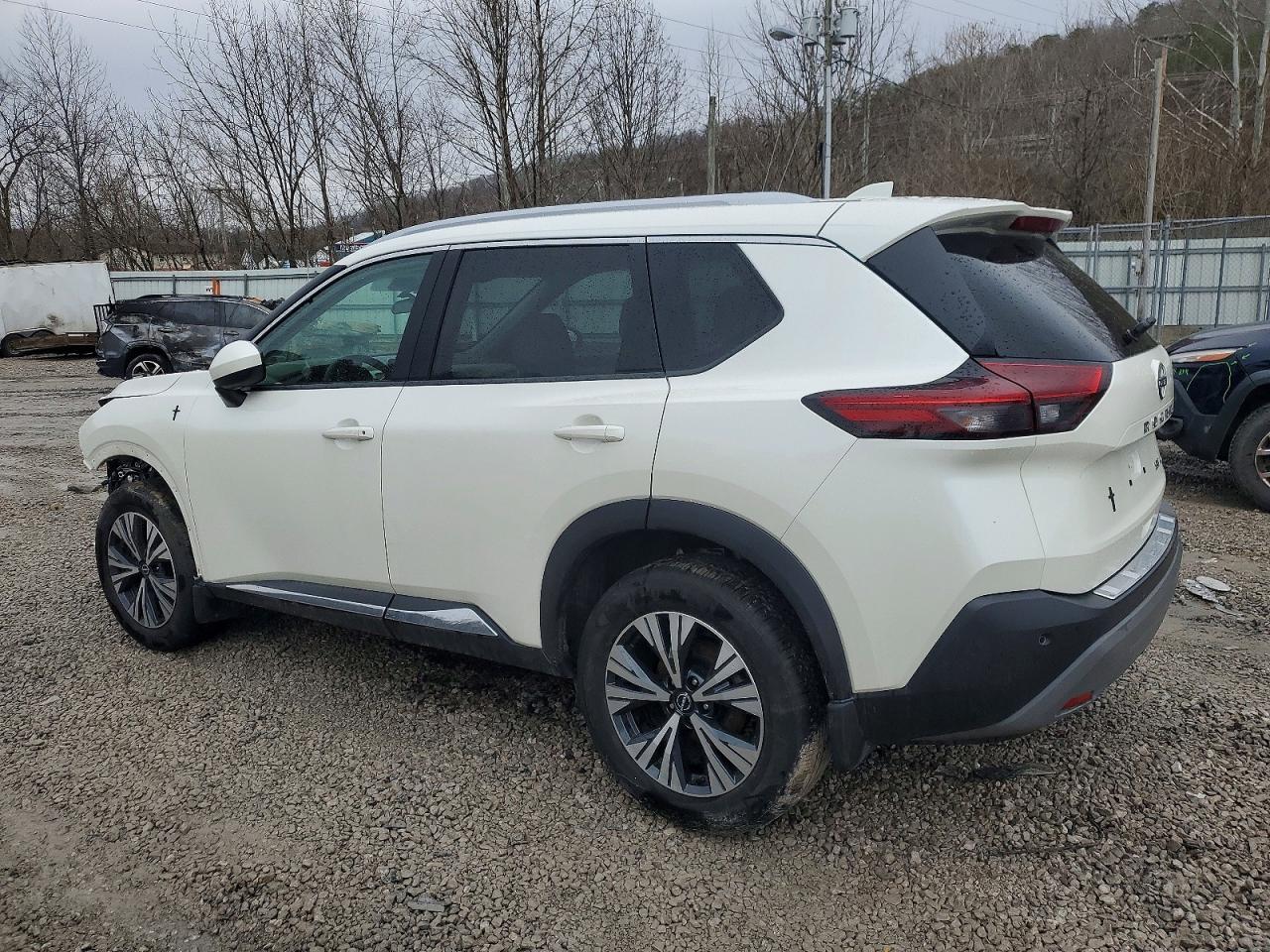 2023 NISSAN ROGUE SV photo 2