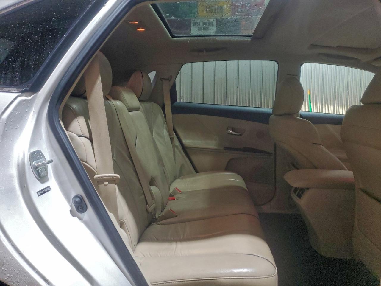 2009 TOYOTA VENZA photo 11