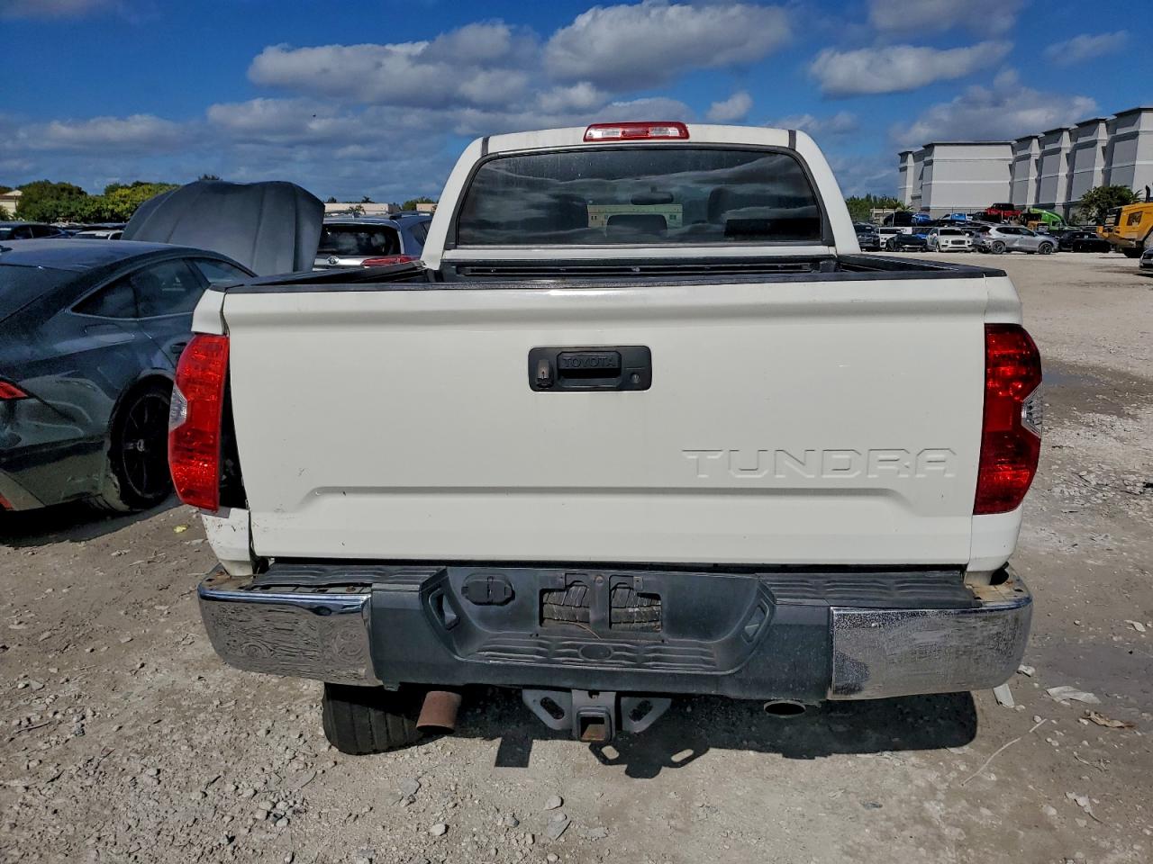 2014 TOYOTA TUNDRA CREWMAX LIMITED photo 11