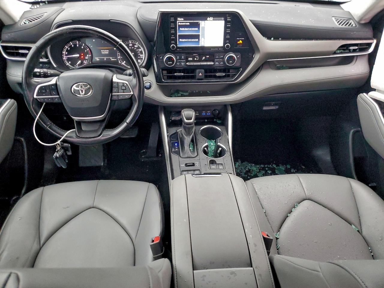 2022 TOYOTA HIGHLANDER XLE photo 15