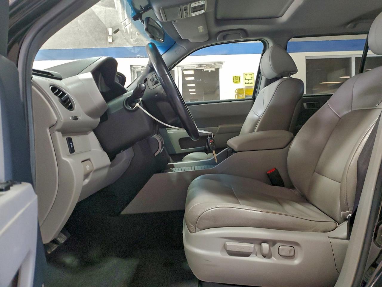 2012 HONDA PILOT EXL photo 19