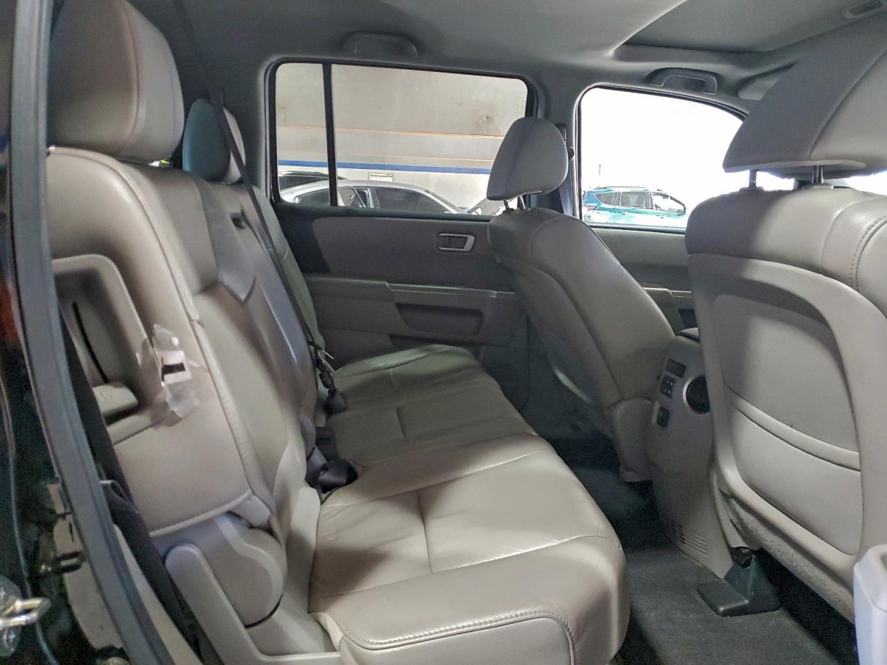 2012 HONDA PILOT EXL photo 31