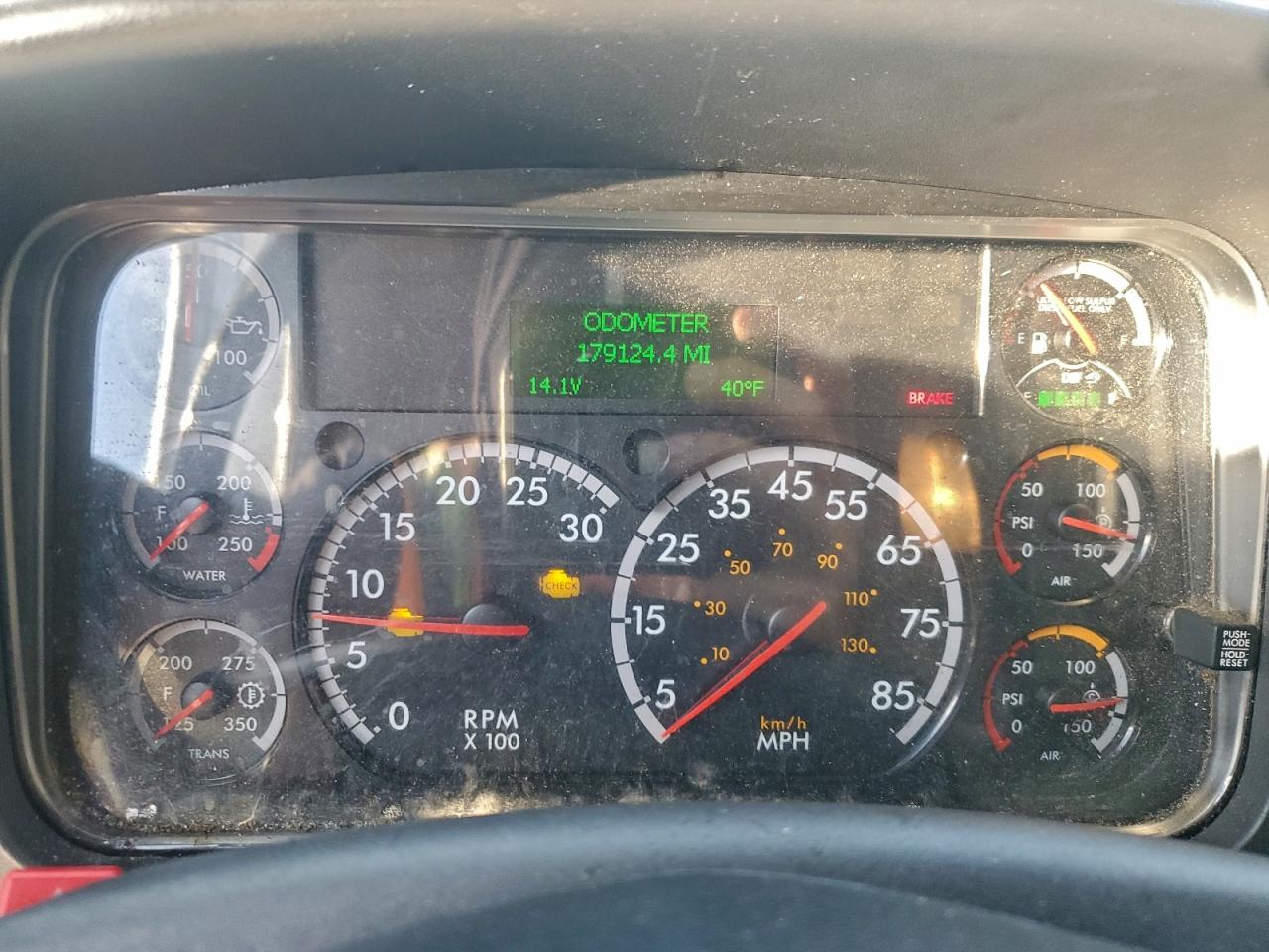 2019 FREIGHTLINER BUSINESS CLASS M2 BOX TRUCK photo 22