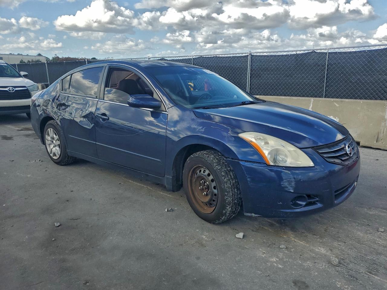 2011 NISSAN ALTIMA BASE photo 10