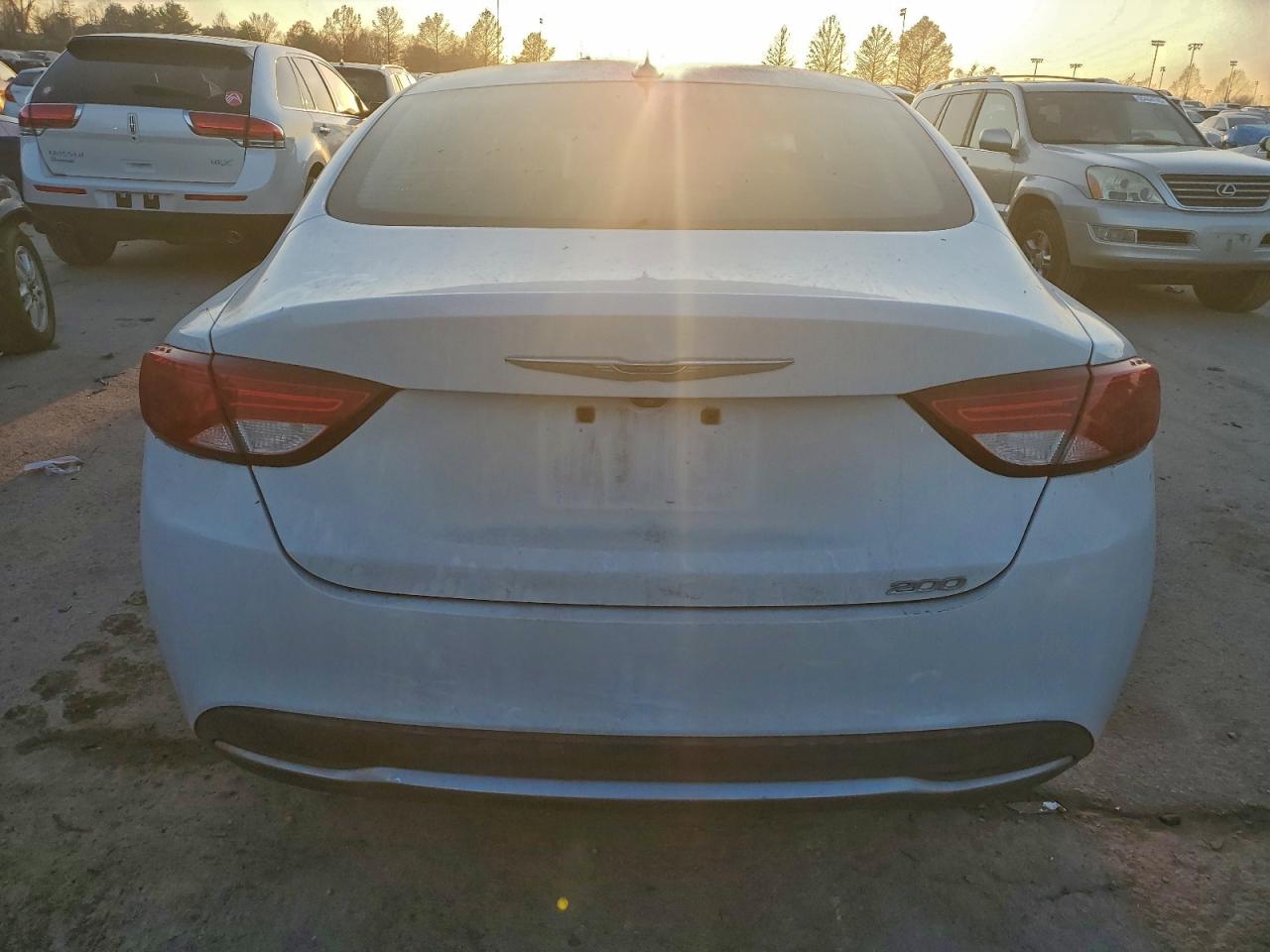 2015 CHRYSLER 200 LIMITED photo 16