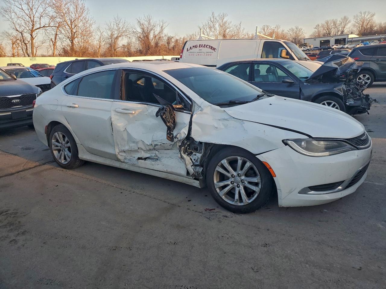 2015 CHRYSLER 200 LIMITED photo 10