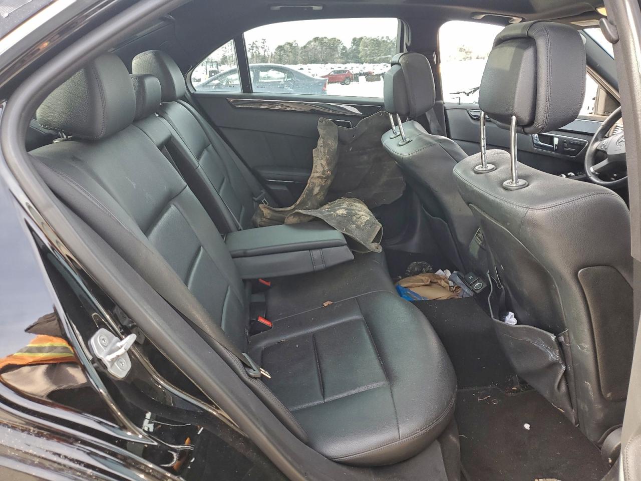 2011 MERCEDES-BENZ E 350 photo 28