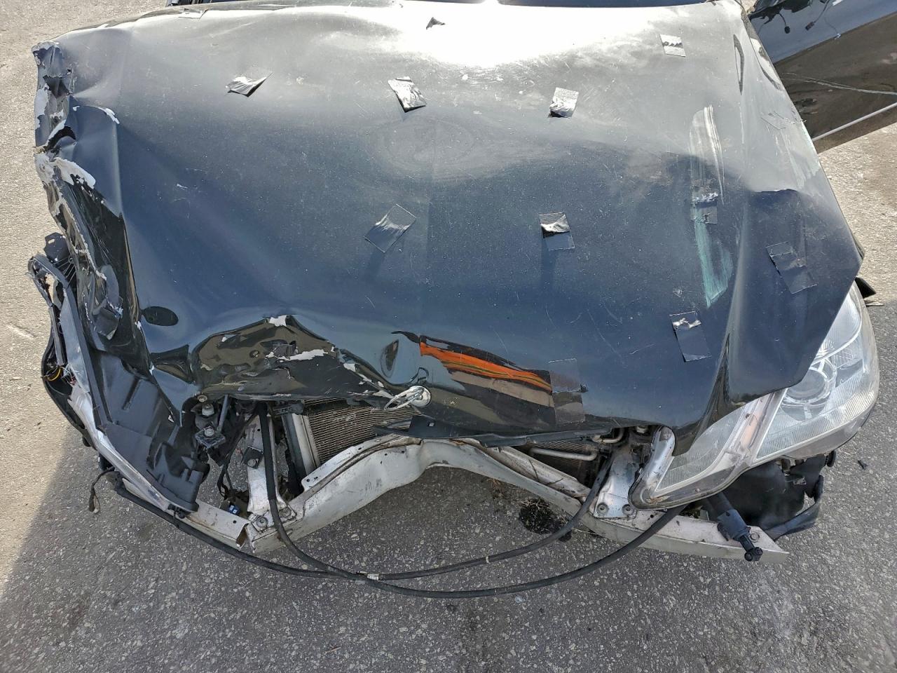 2011 MERCEDES-BENZ E 350 photo 31
