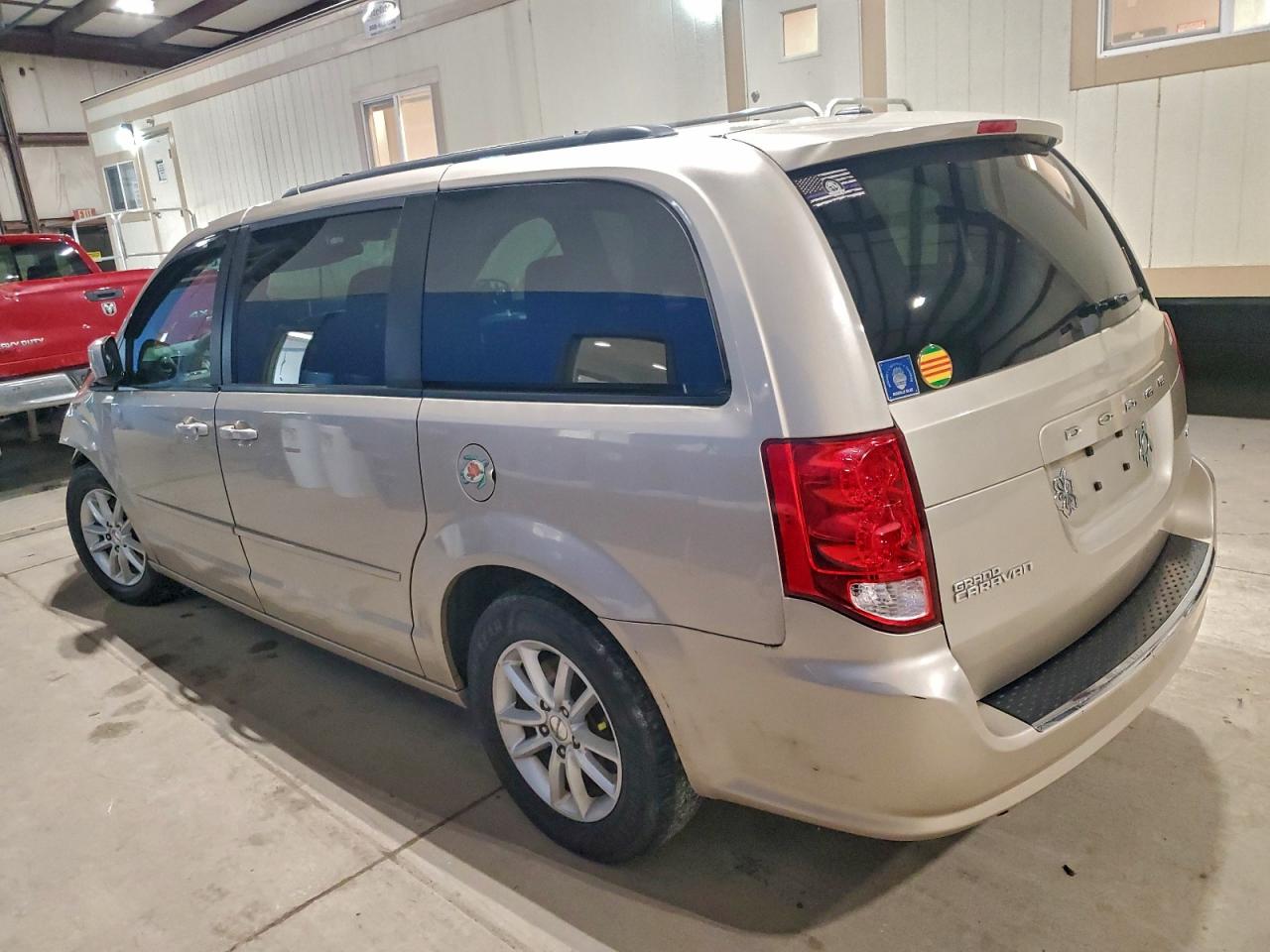 2015 DODGE GRAND CARAVAN SXT photo 2