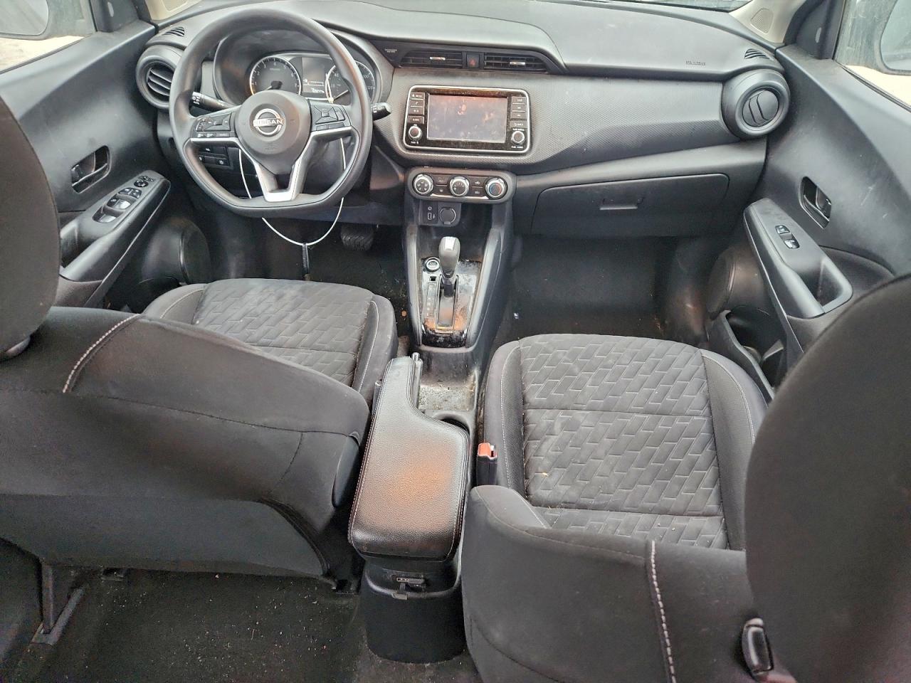 2022 NISSAN KICKS S photo 8
