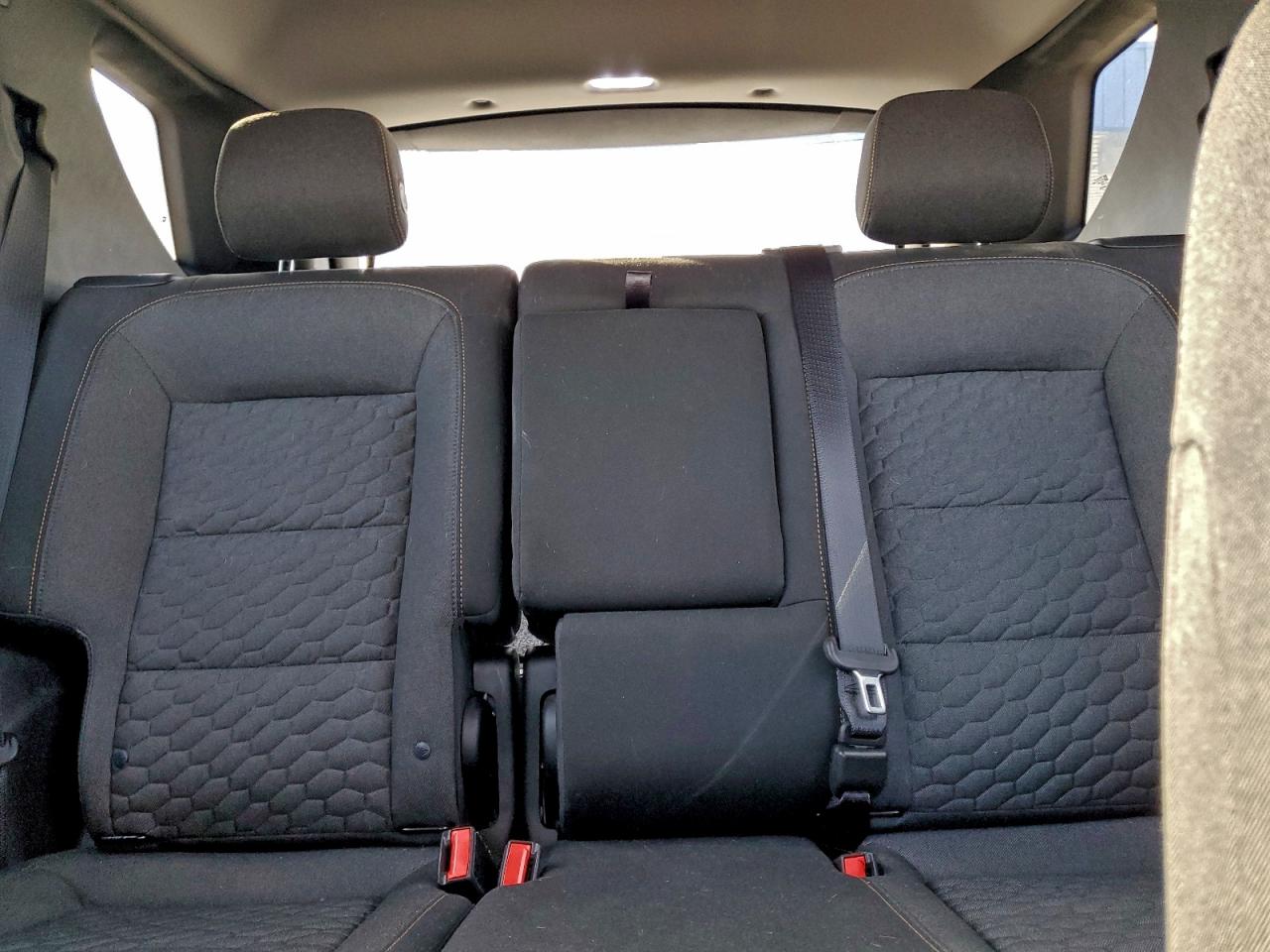 2019 CHEVROLET EQUINOX LT photo 10