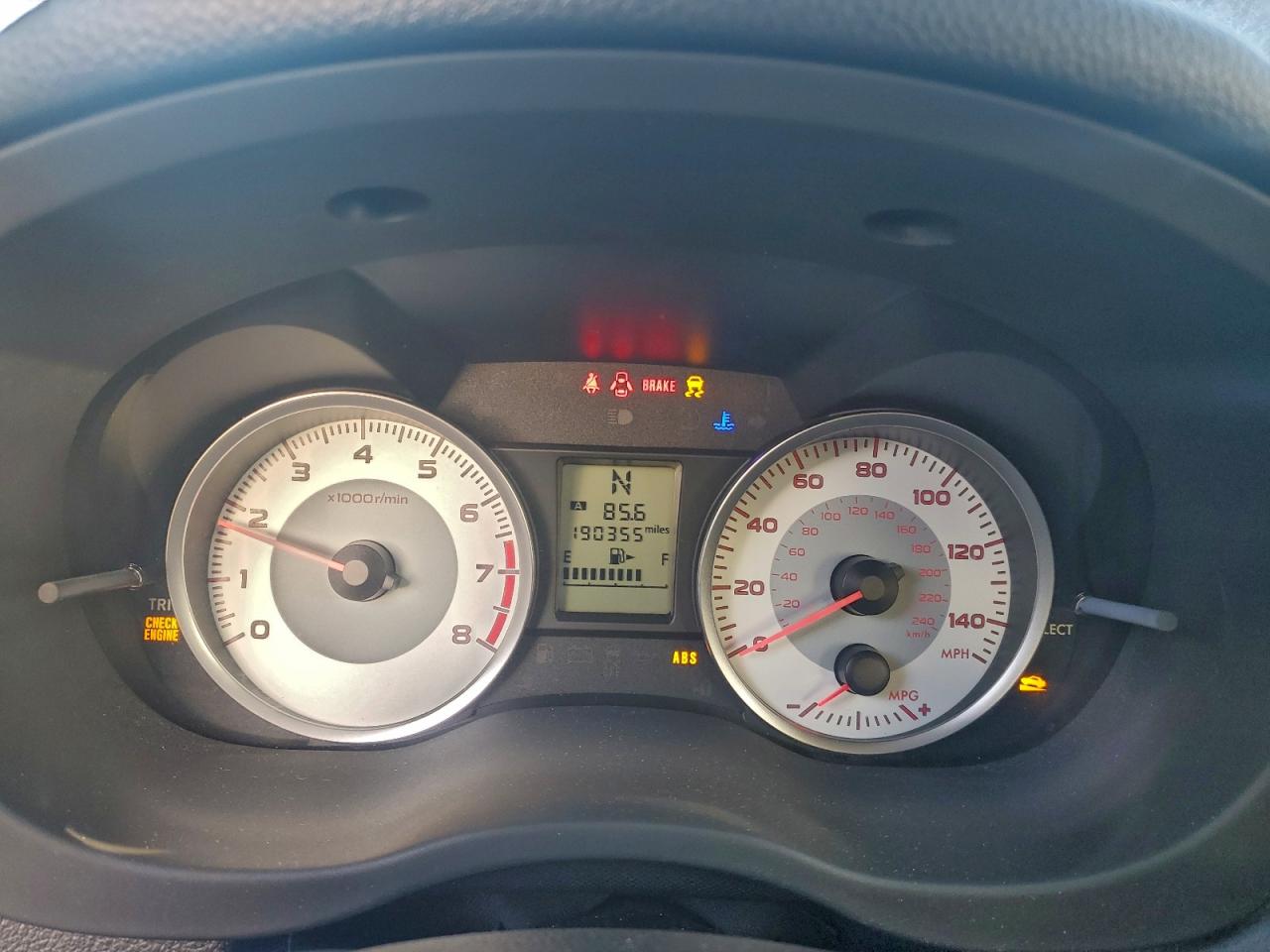 2014 SUBARU IMPREZA photo 16