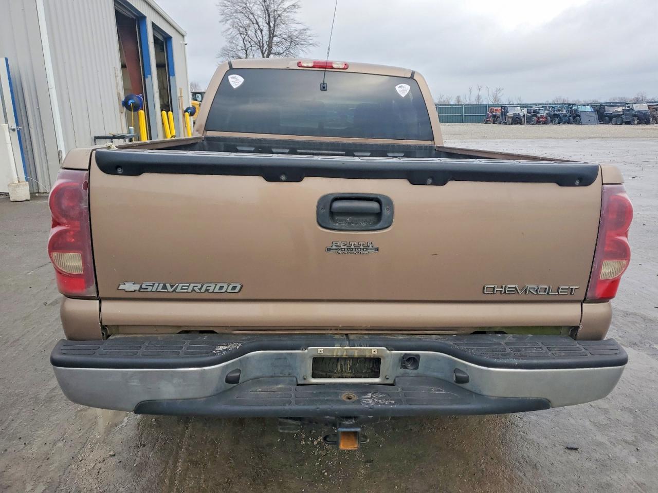 2003 CHEVROLET SILVERADO C1500 photo 6