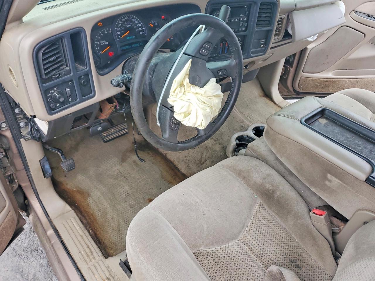2003 CHEVROLET SILVERADO C1500 photo 8