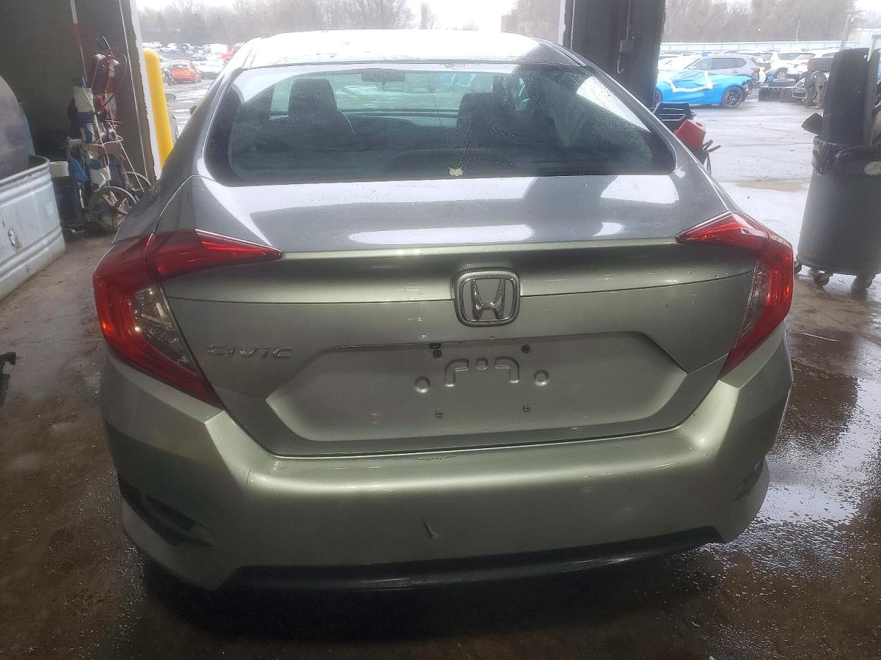 2016 HONDA CIVIC LX photo 16