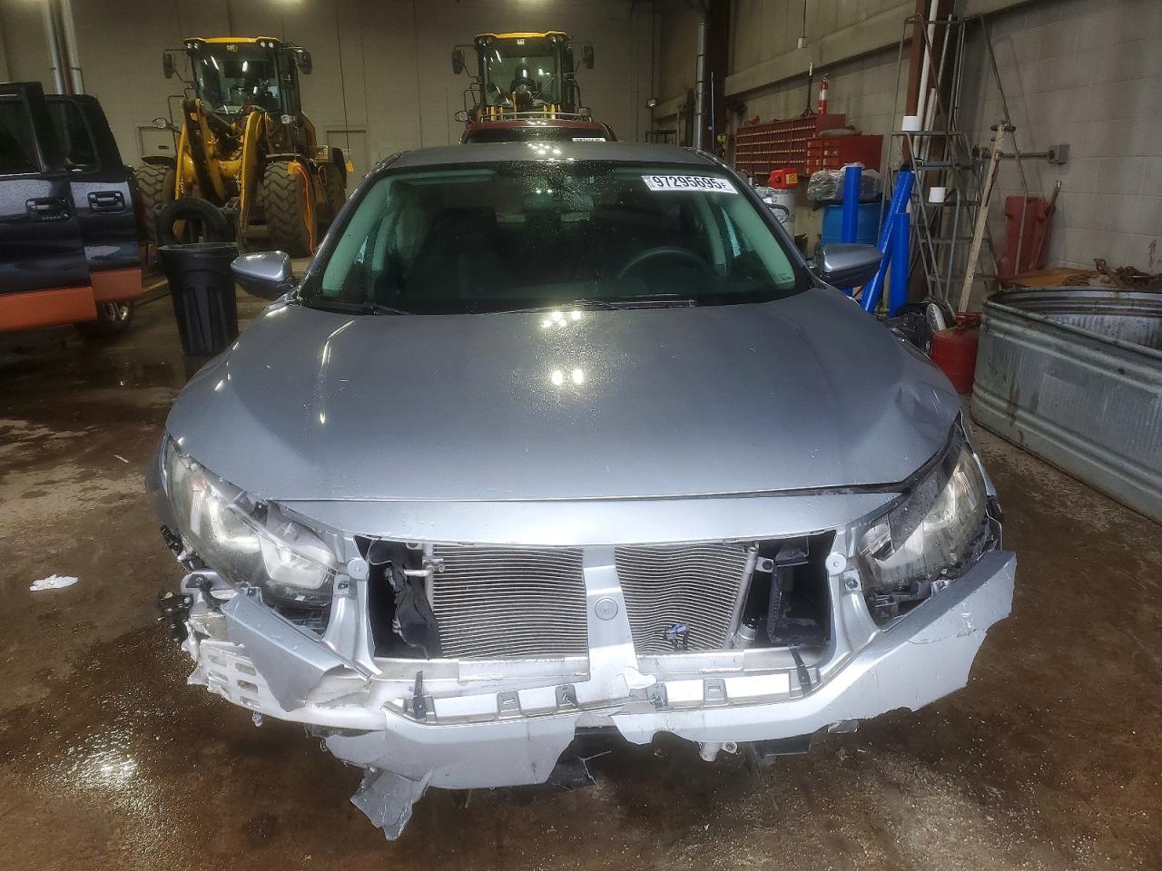 2016 HONDA CIVIC LX photo 13