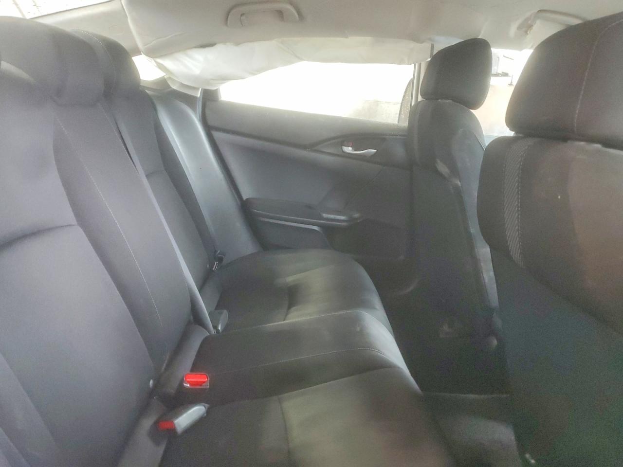 2016 HONDA CIVIC LX photo 28
